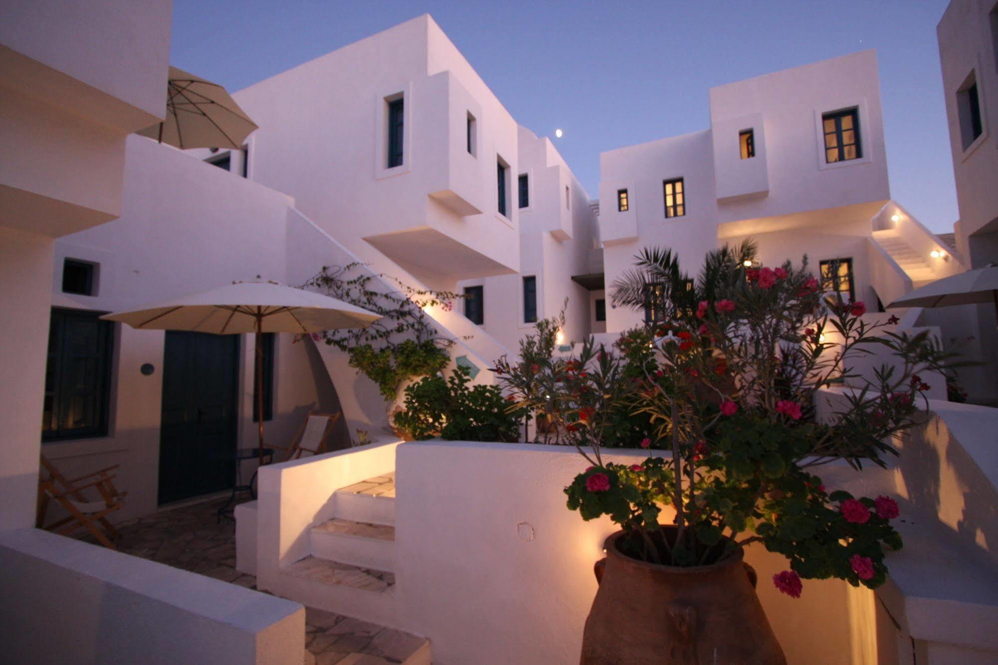 Hotel Oia'S Sunset Esterno foto