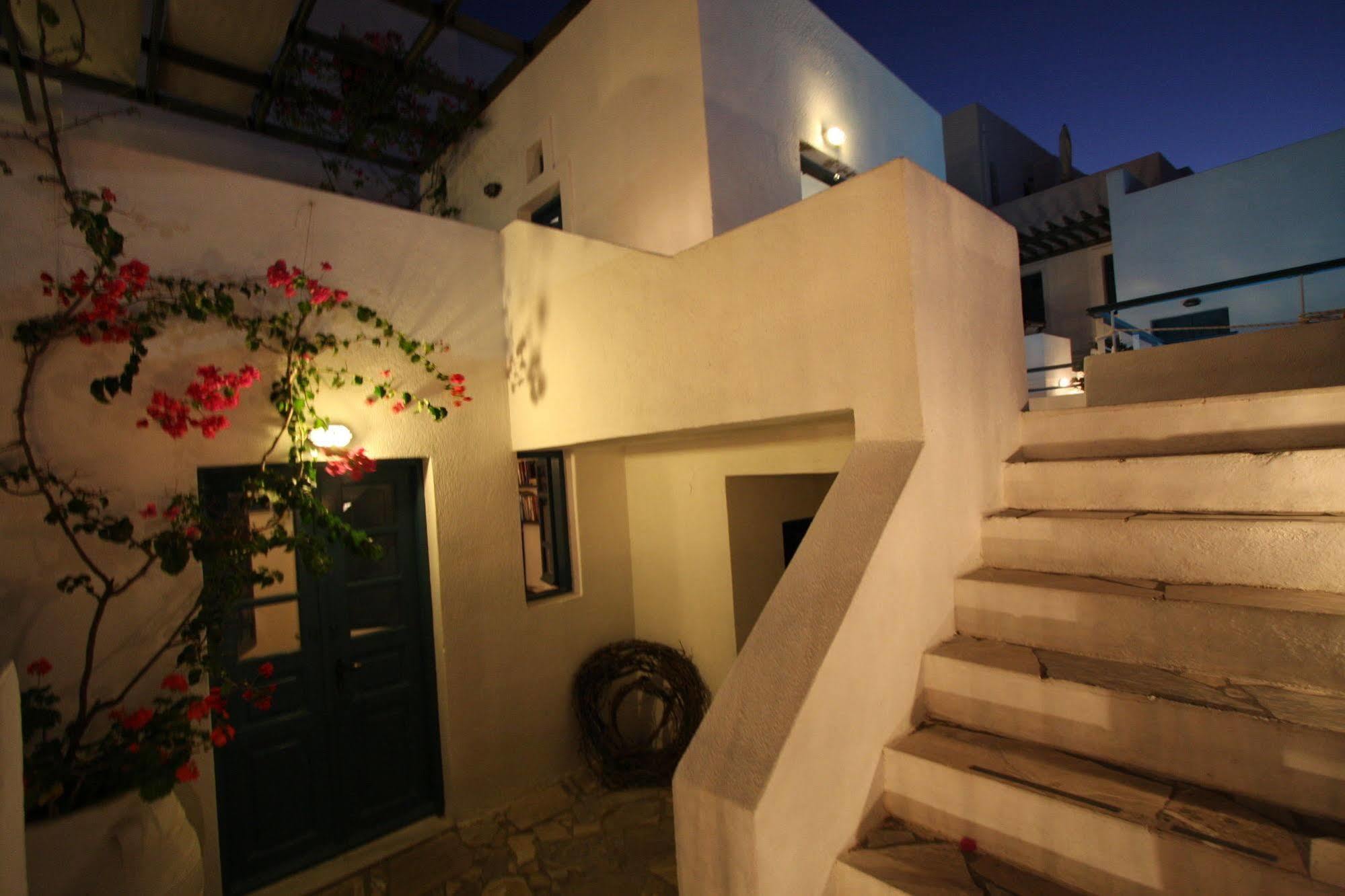 Hotel Oia'S Sunset Esterno foto