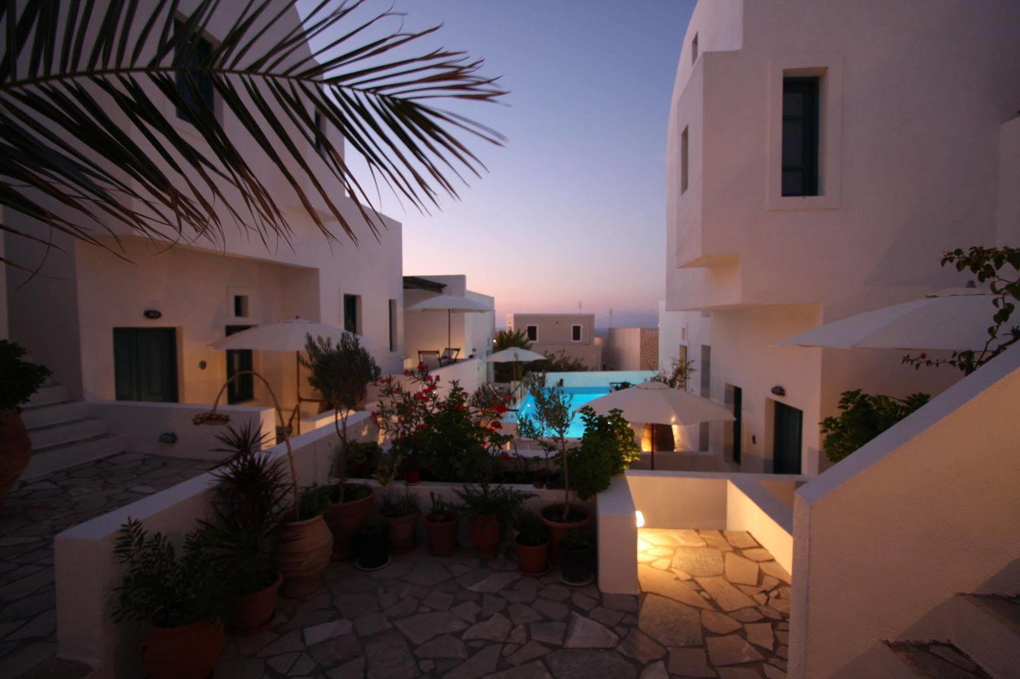 Hotel Oia'S Sunset Esterno foto